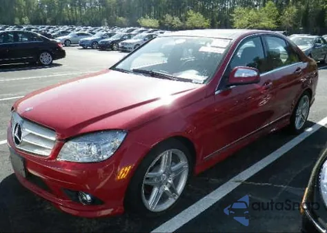 2009 Mercedes-Benz C300 из США, поврежденный, VIN WDDGF54X99F221534